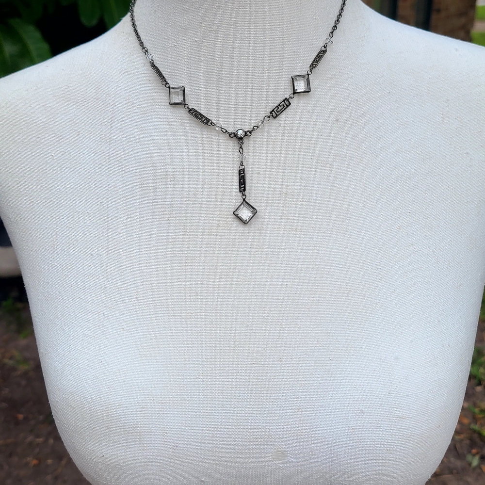 Elegant Silver Diamond-Shaped Necklace